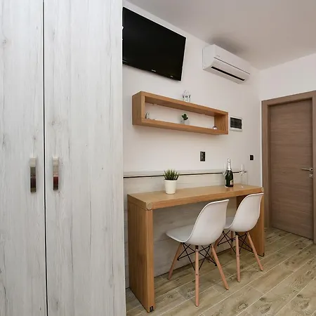 Studio 3m Apartment *